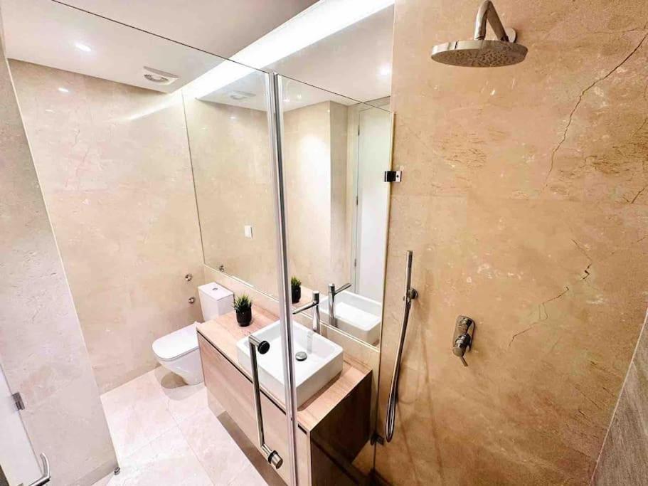 Lisbon Marques De Pombal Top Flat Great Locations City Center B Exterior photo