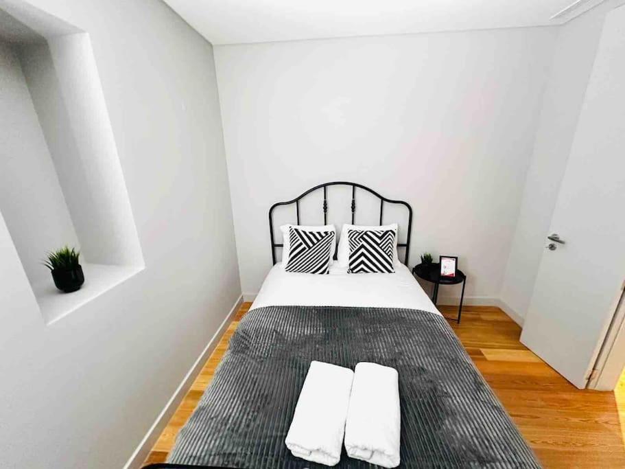 Lisbon Marques De Pombal Top Flat Great Locations City Center B Exterior photo
