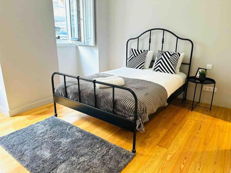 Lisbon Marques De Pombal Top Flat Great Locations City Center B Exterior photo