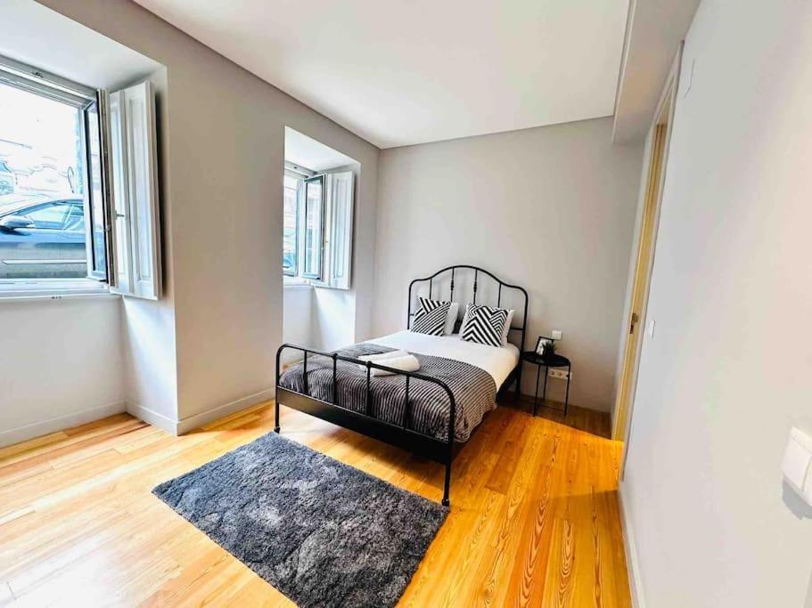 Lisbon Marques De Pombal Top Flat Great Locations City Center B Exterior photo